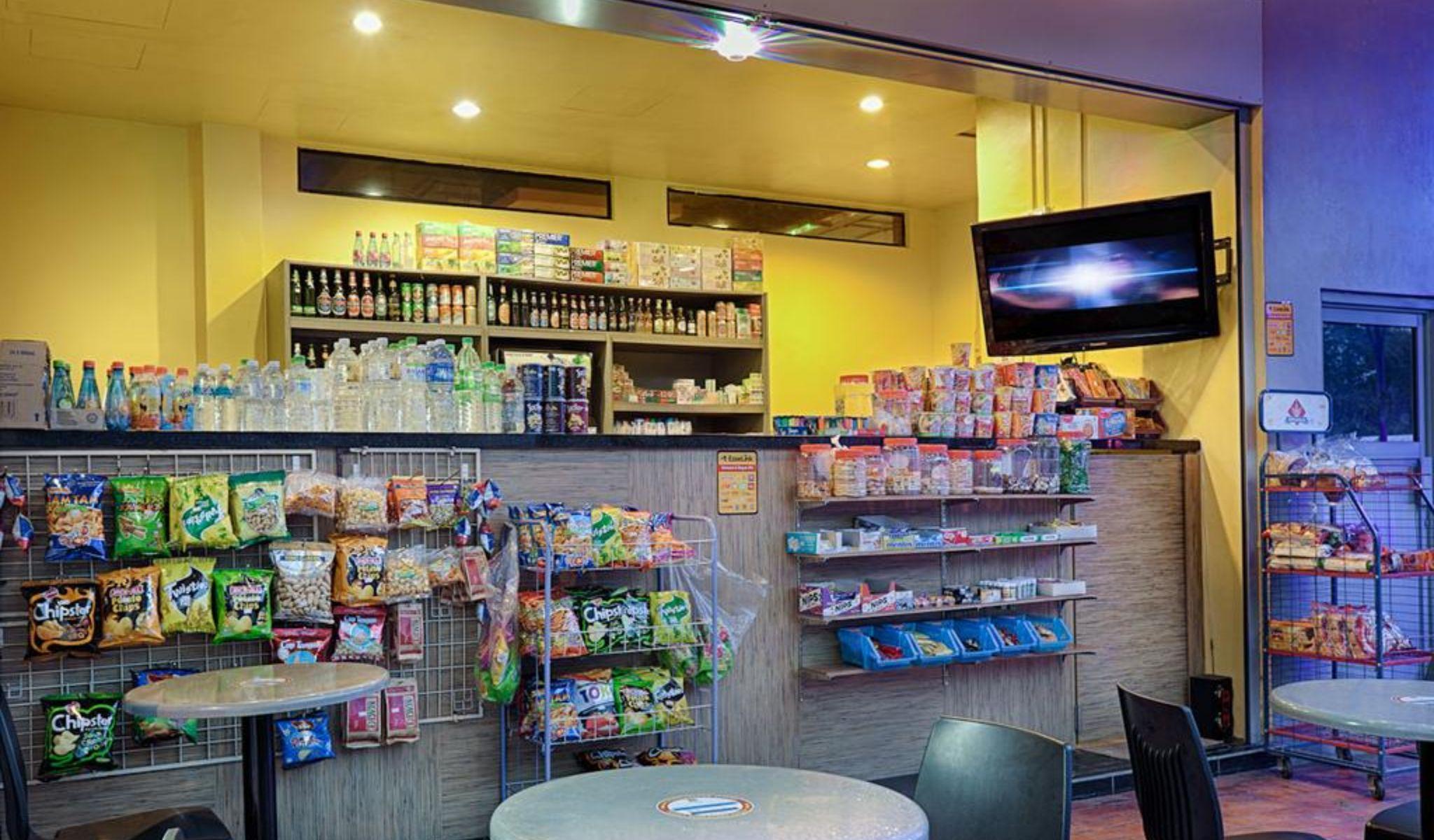 The Youniq Hotel, Klia T1, Klia T2 Sepang Extérieur photo